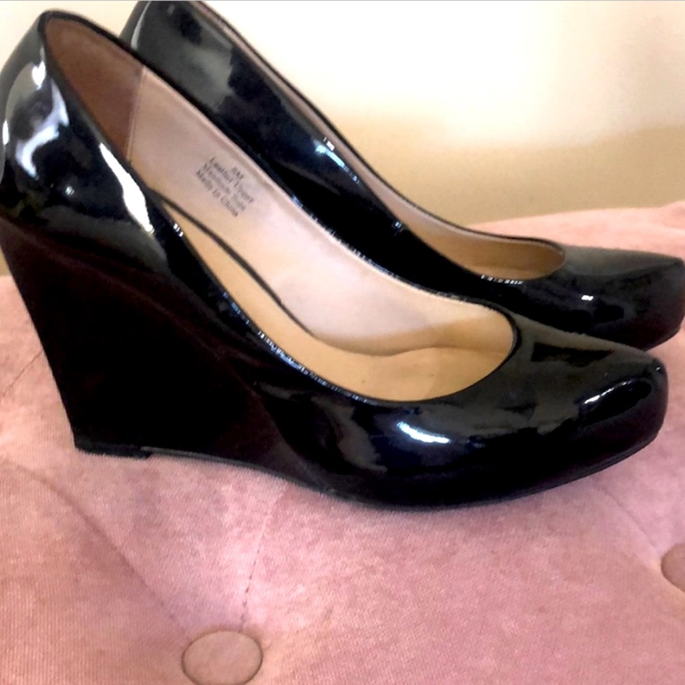 Black parent wedges